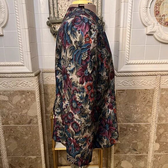 C B Collections. Sz 2x-3x. Faux Tapestry. Light Weight Vintage Jacket Top B57 - Picture 3 of 6